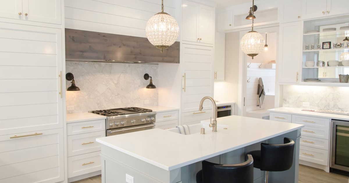 custom home builder luxury home