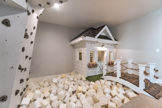 custom kids kitchen
