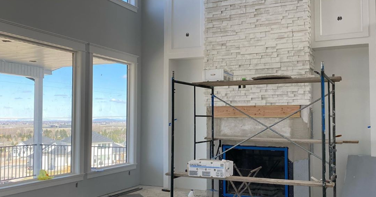 luxury custom home building during covid 19